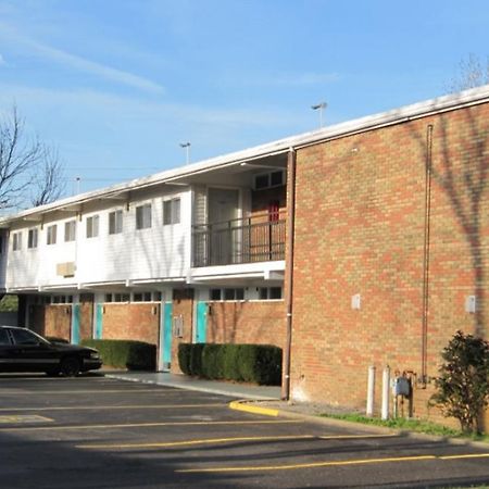 West Side Inn Kingsport Bagian luar foto