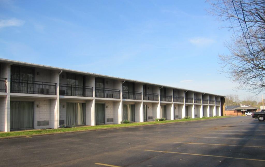 West Side Inn Kingsport Bagian luar foto