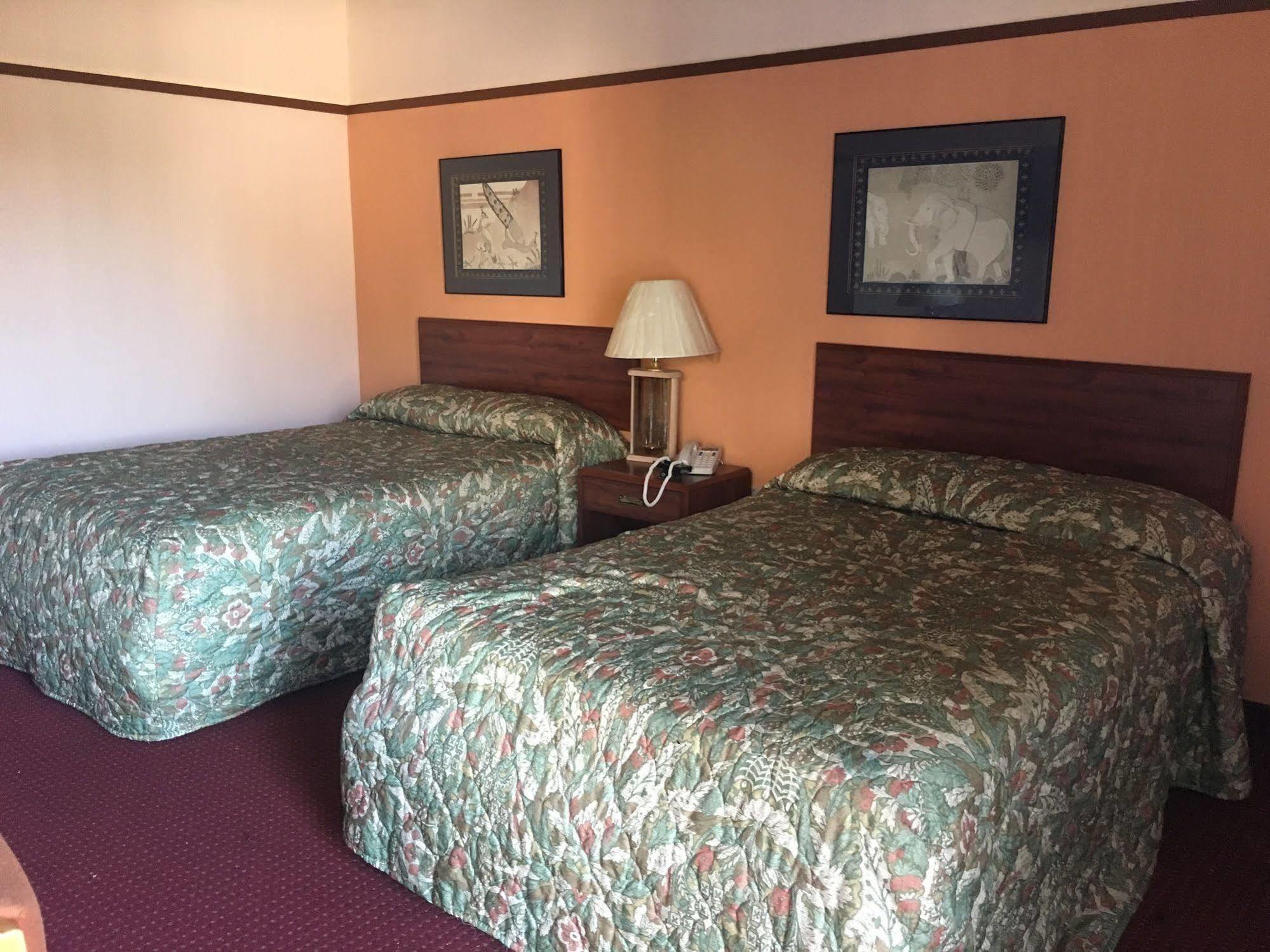 West Side Inn Kingsport Bagian luar foto