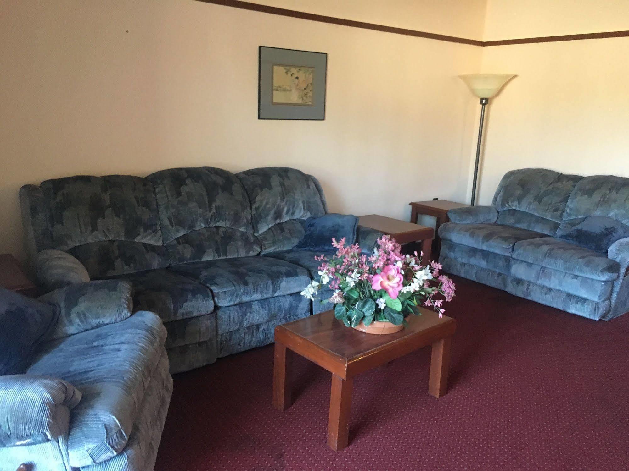 West Side Inn Kingsport Bagian luar foto